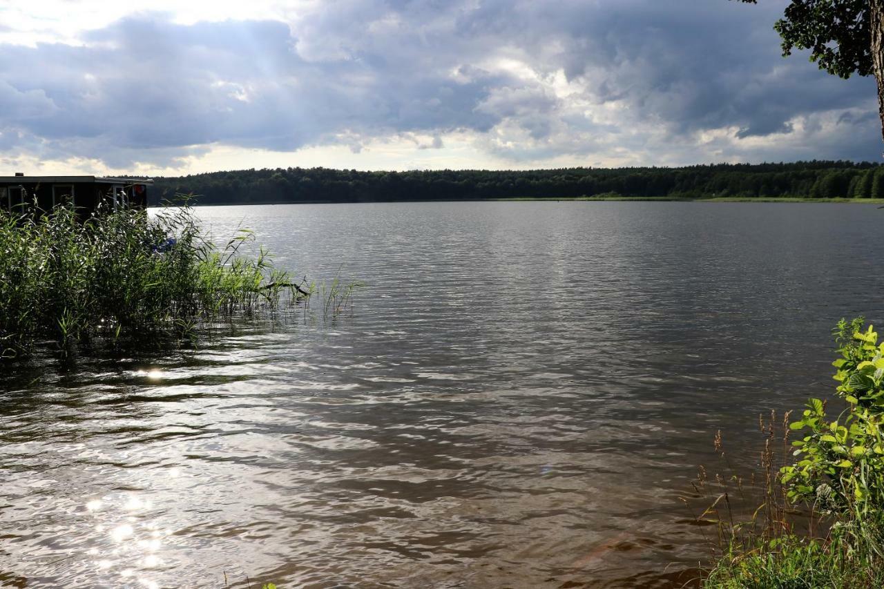 Fahrradpension Am Weg Nach Kopenhagen Fürstenberg-Havel Dış mekan fotoğraf